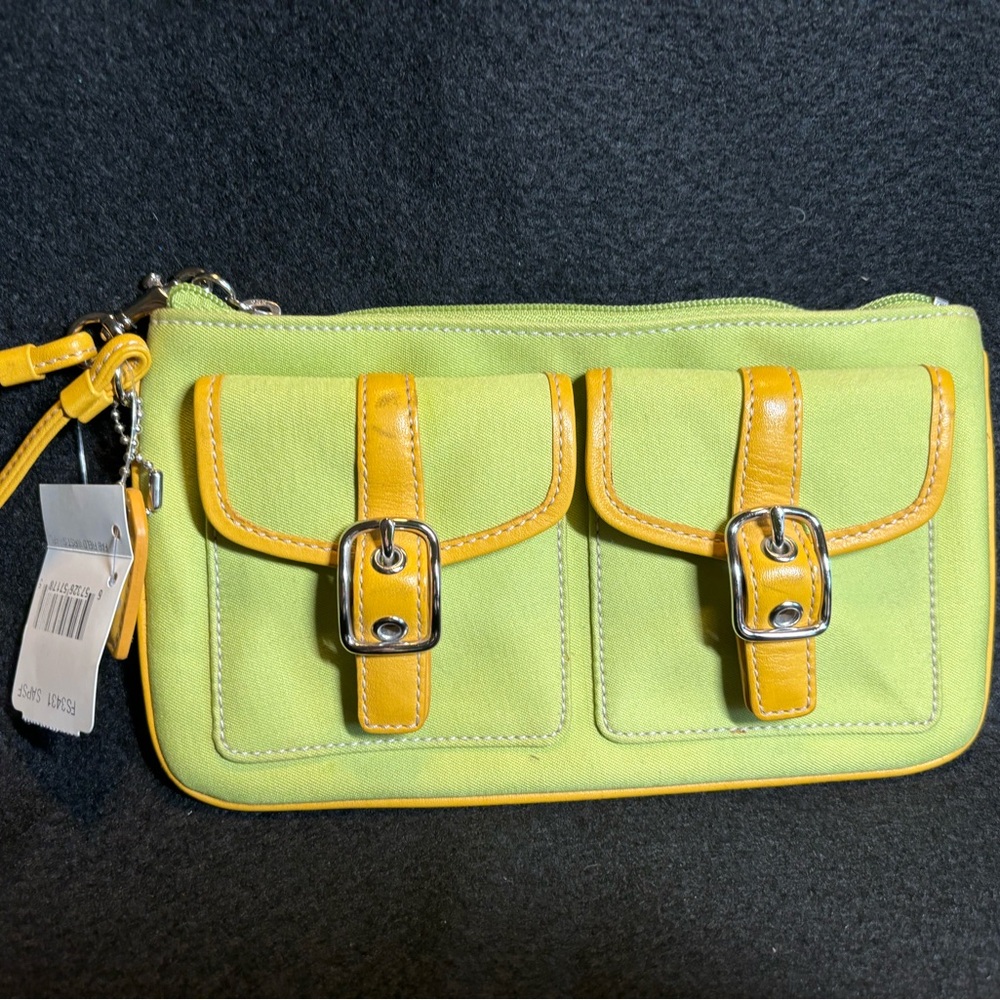 Vintage Coach FAB Field Wristlet